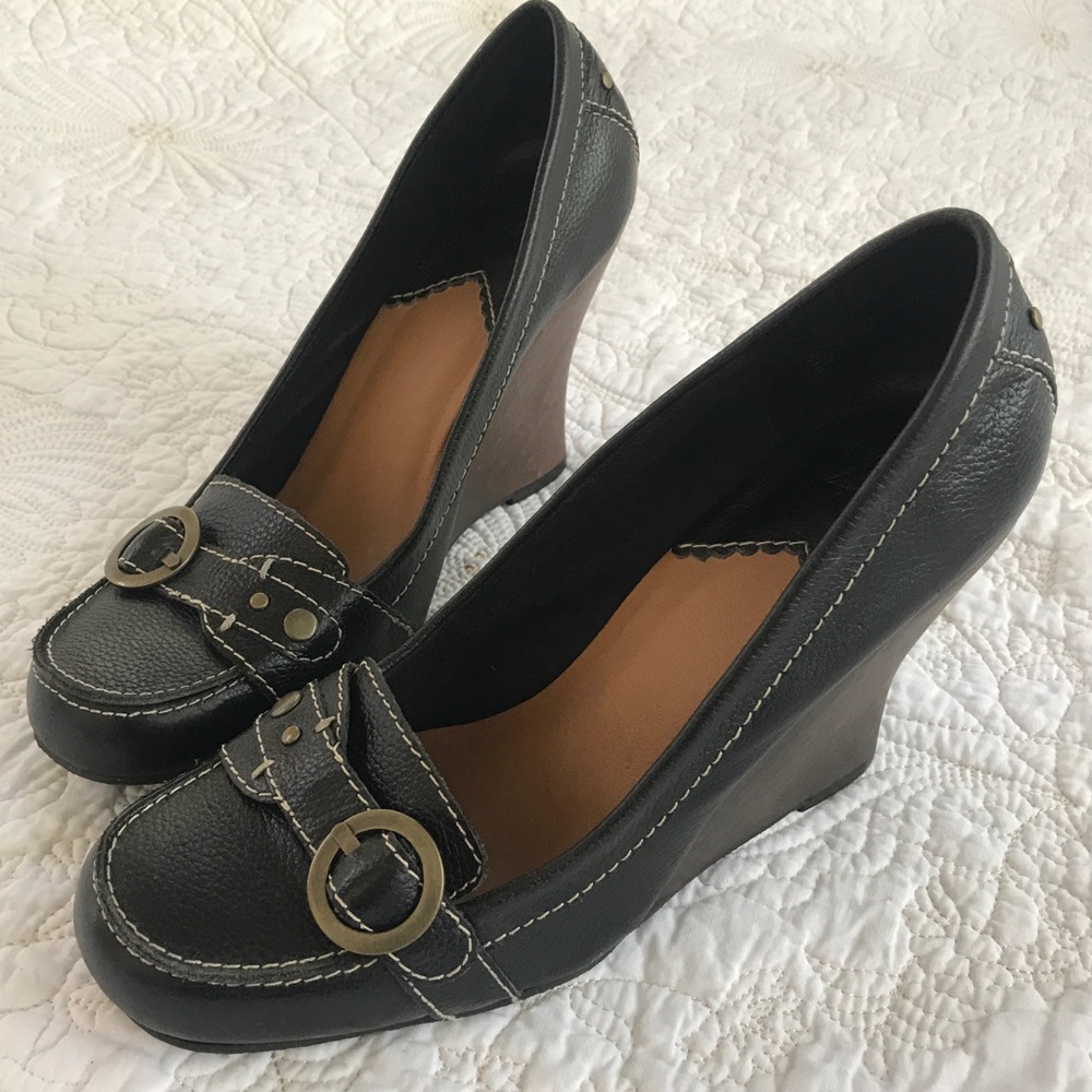 SE Boutique Black Leather Wedge Stacked heel Feminine Loafer size 9 VINTAGE